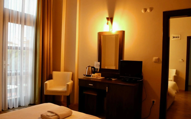 Eden Selene Hotel