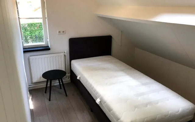 Snug Holiday Home in Huissen near Center