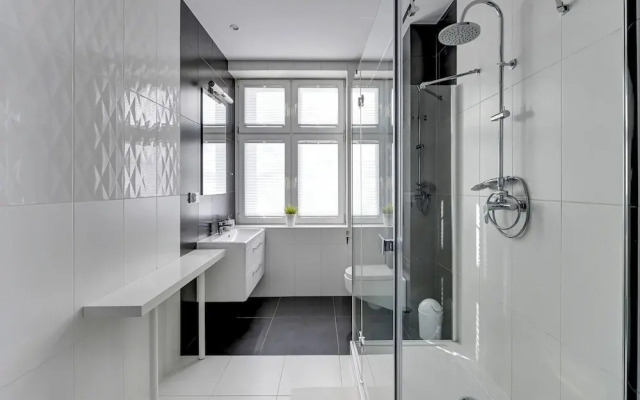 Glamour by Grand Apartments