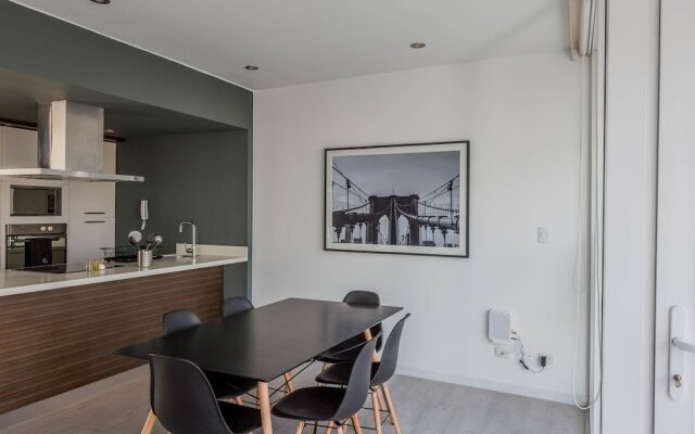 w 2BR Apartment With Balcony Near Larcomar
