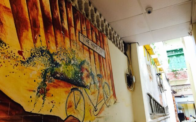 Hanah's Tiny Hanoi Homestay