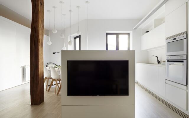 Luna Apartment by FeelFree Rentals