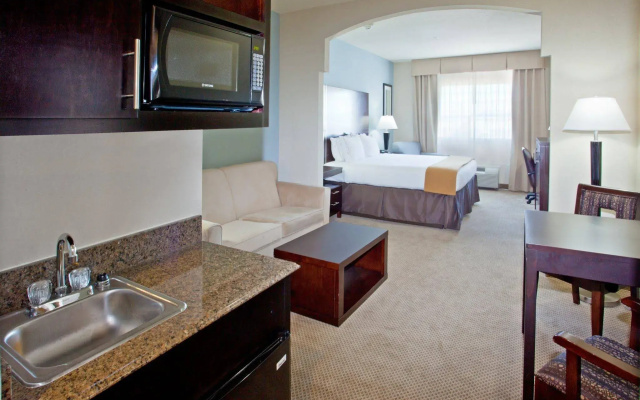Holiday Inn Express Hotel & Suites BEAUMONT NW by IHG