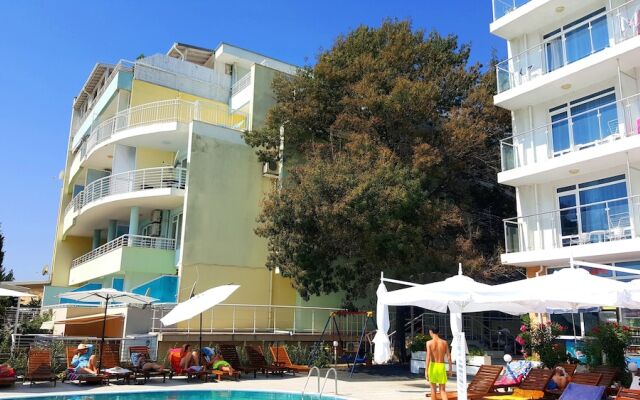 Perla Apartments