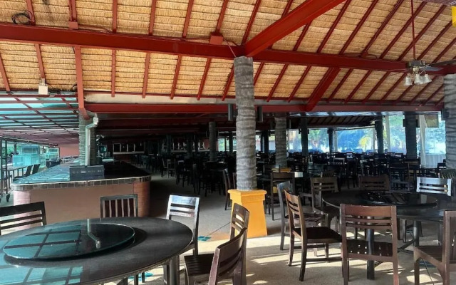 Blue Bay Resort