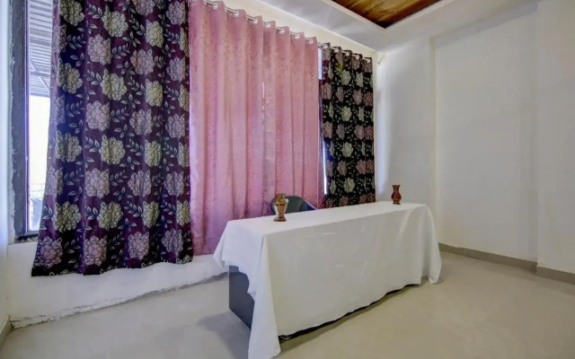 OYO Flagship 80477J Hotel Mount Delight