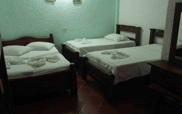 Hotel El Porton De San Gil