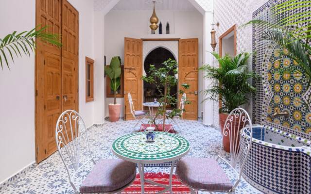 Dar Al Jeld Guesthouse