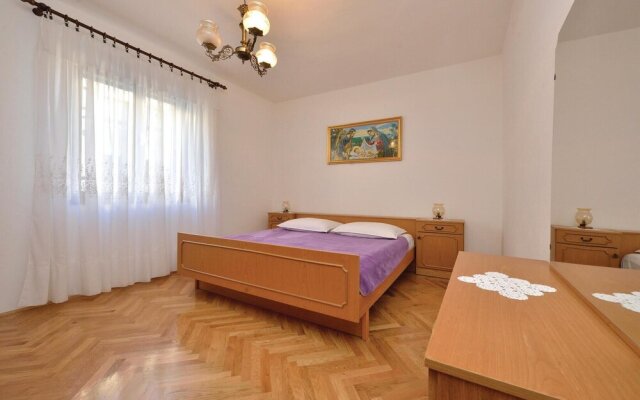 Nice Home in Pag With Wifi and 2 Bedrooms