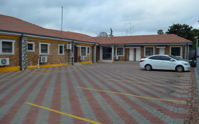 Emirates Garden Lodge