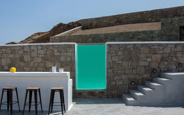 Villa Sapphire 6BR Hot Tub & Pool Ornos
