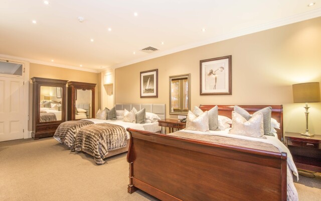 Quarters Hotel Florida Road