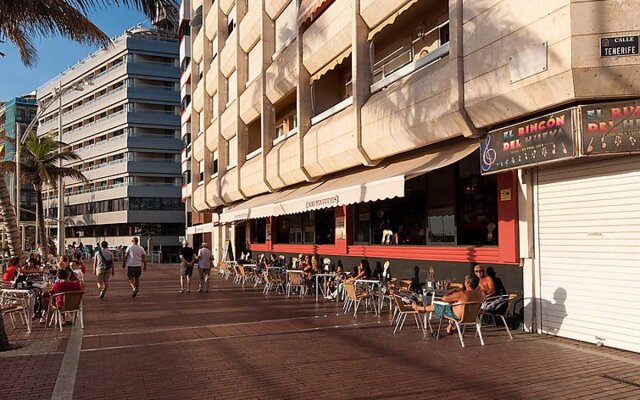 Beachfront Las Canteras Apart.Naut
