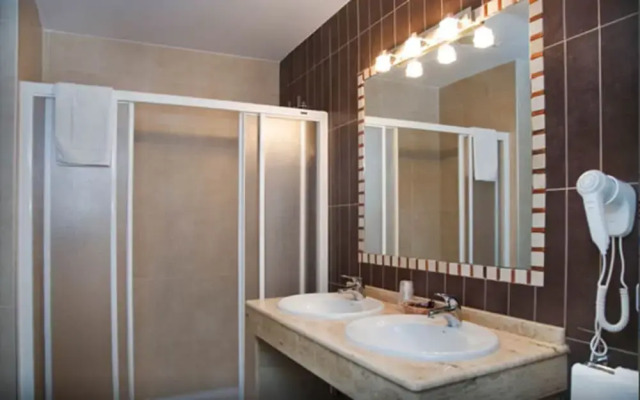 Antiguo Casino de los Arribes