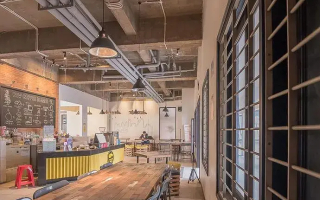 RedDoorz Plus Near Maranatha University 5