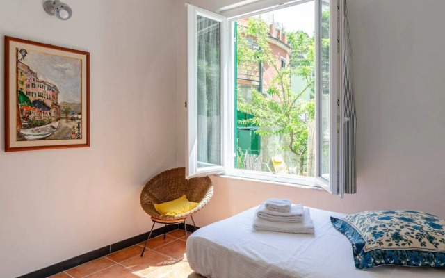 JOIVY Pretty House in Vernazza Yard Apartment