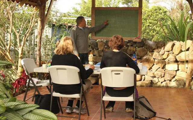 Spanish by the River - Boquete - Hostel