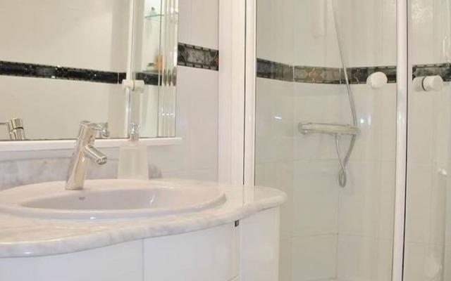 Cozy Apartment in Sant Vicenç de Montalt With Swimming Pool