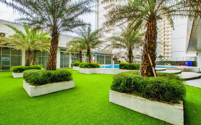 Skyland Sentul Tower Apartment
