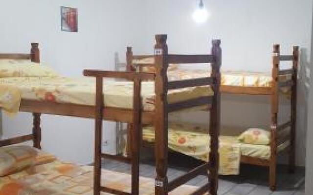 Parada 86 Hostel