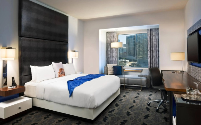 W Dallas