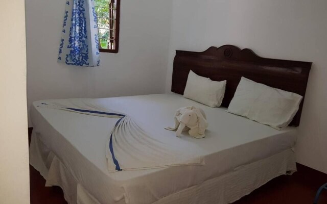 Nilaveli Beach Rooms