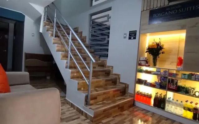 Hostal TOSCANO SUITES