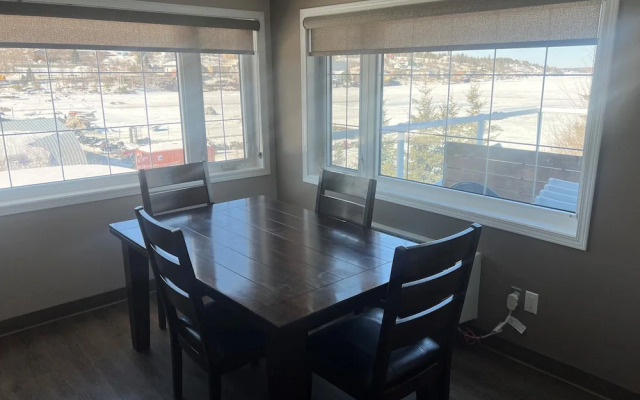 Howey Bay Motel & Restaurant