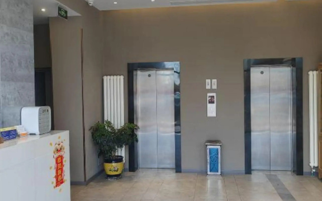 Homeinn Hotel (Yantai Xingfu Road Traditional Chinese Medicine Hospital)