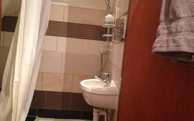 Aron Guest House