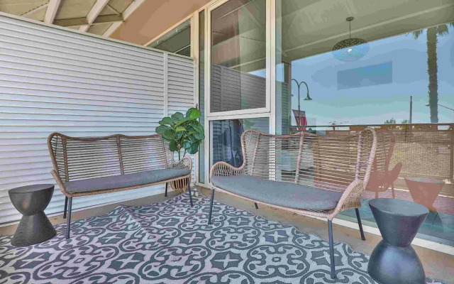 Indulge Apartments CBD