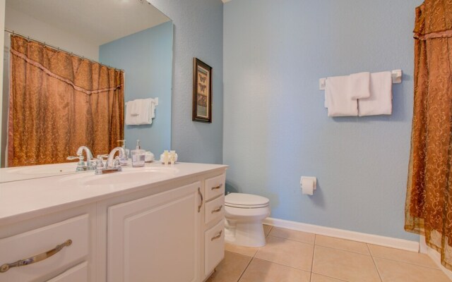Lakefront Luxury