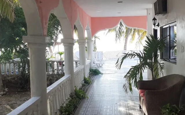 Flamingo Guest House Celestún