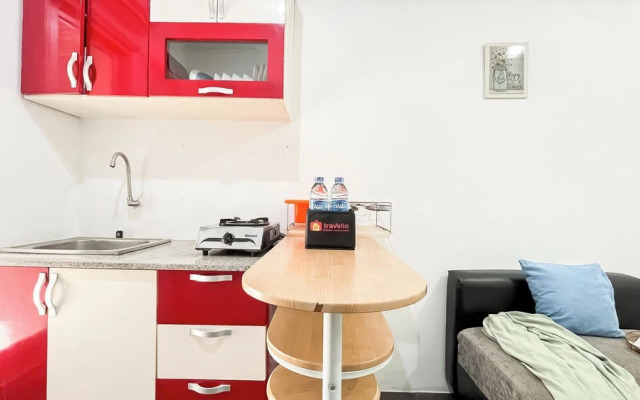 Warm And Homey 2Br Apartment At Green Bay Pluit