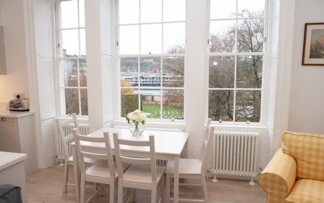 1 Bedroom Luxury Flat in Central Bath
