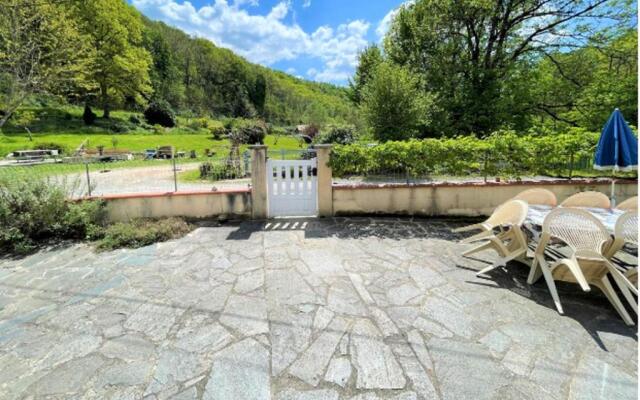 Maison de 4 chambres avec jardin amenage et wifi a Bagnac sur Cele