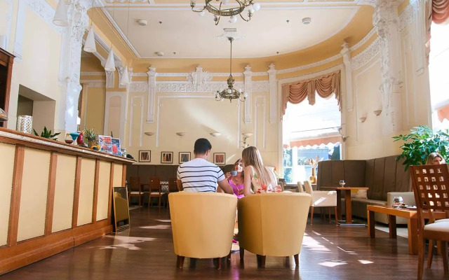 BRISTOL Hotel Opatija