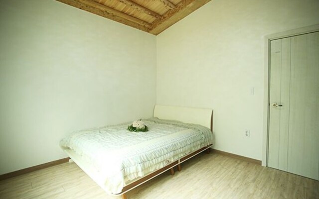 Asan Gracia Pension