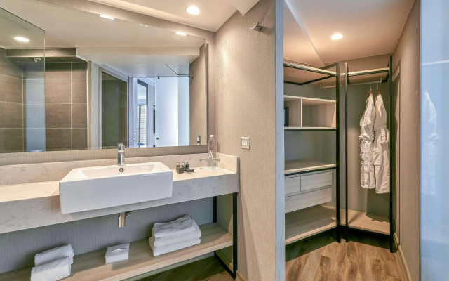 Atton Vina del Mar San Martin by Pullman