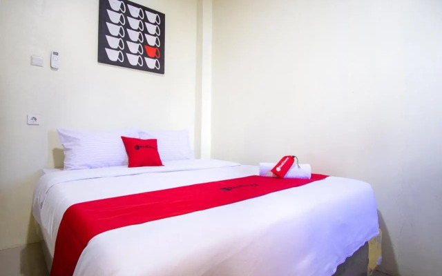 Wisma D'Boss by Reddoorz