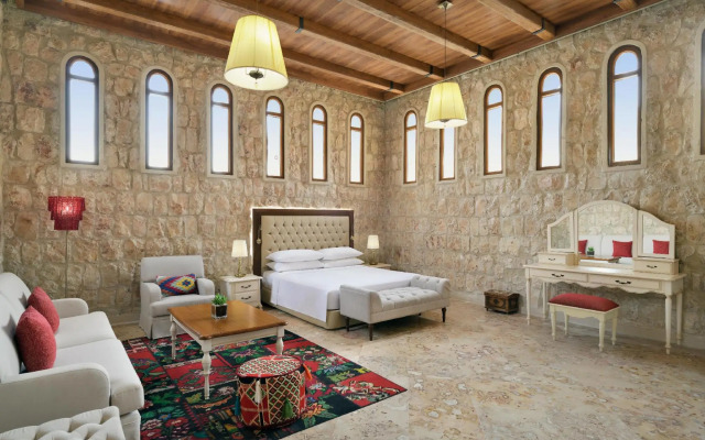 Al Samriya, Autograph Collection