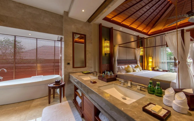 Sanya Ocean Sonic Banling Hotspring Resort