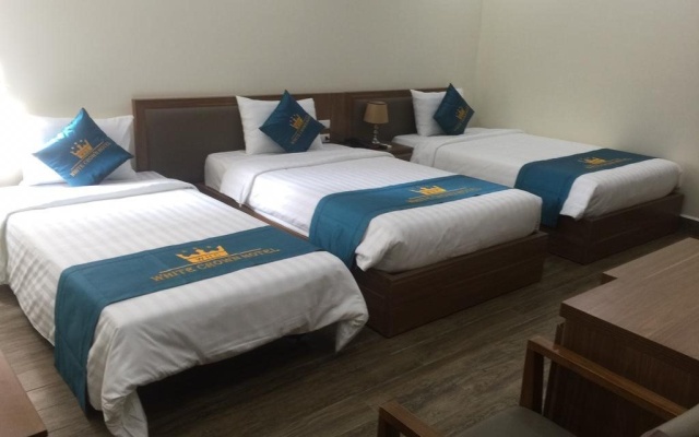 White Crown Hotel – Guest Rooms – Ha Long