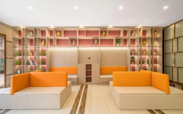 Shengjing Yijia Hotel Xiangyang wanda square