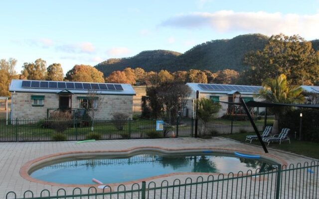 Starline Alpacas Farmstay Resort