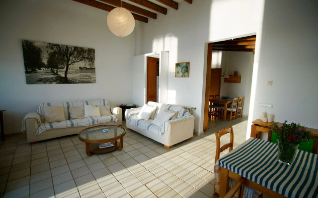 Bou Ros Finca Can Gelat