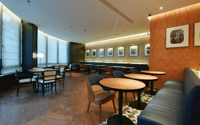 Intercity Hotel Shanghai Xizang South Road