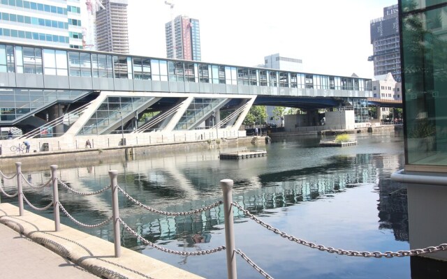 South Quay Apartment One