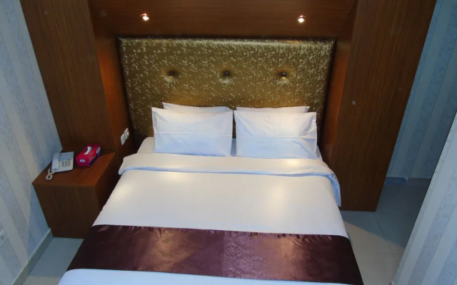 Al Burj International Hotel