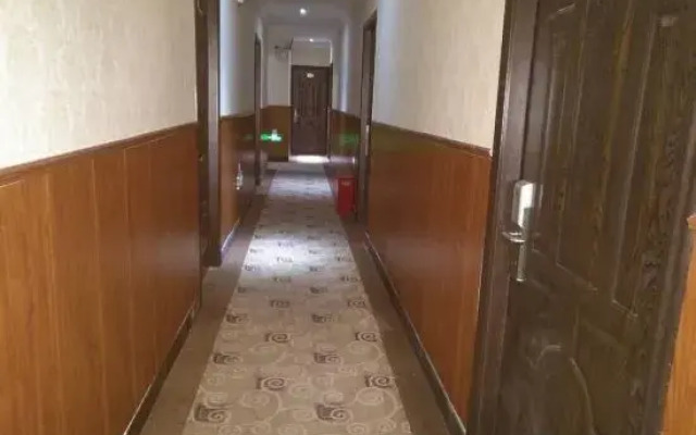 Anyi Hotel